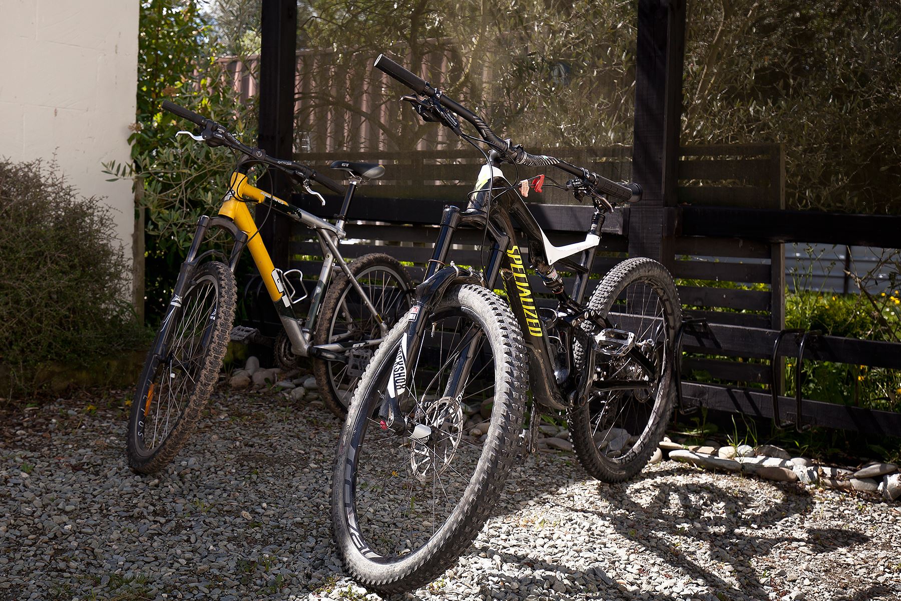 Get around Oamaru by bicycle